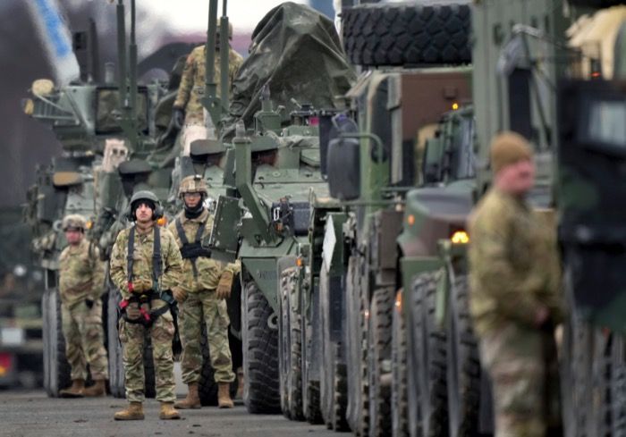 NATO SCHICKT 100.000 TRUPPEN IN DIE UKRAINE