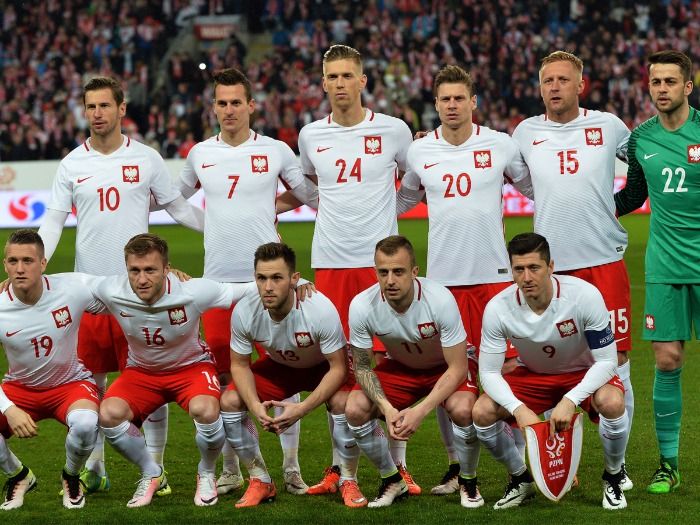 Polnisches Nationalteam klaut den EM-Pokal