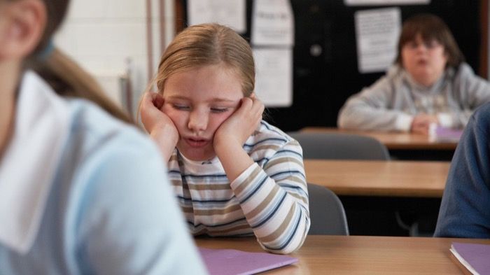 Oberschule Mölkau: Mehrere Schüler schlafen im Unterricht ein