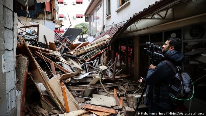 Geld spenden wegen Erdbeben in der Türkei